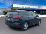 Used 2023 Chevrolet Equinox LS w/ LS Convenience Package image 5