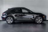 Certified 2024 Porsche Macan image 6