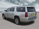 Used 2018 Chevrolet Suburban LT image 3