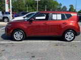 Used 2022 Kia Soul LX image 4