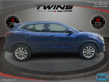 Used 2021 Nissan Rogue Sport S image 2