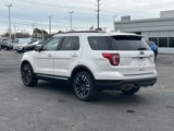 Used 2018 Ford Explorer XLT w/ Equipment Group 202A image 6