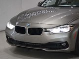 Used 2018 BMW 320i xDrive Sedan image 2