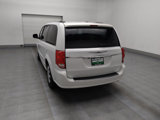 Used 2017 Dodge Grand Caravan SXT image 6