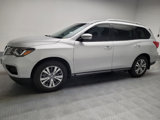 Used 2019 Nissan Pathfinder S image 2