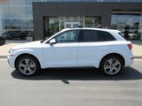 Used 2020 Audi Q5 Prestige w/ Prestige Package image 3