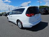 Used 2018 Chrysler Pacifica Touring-L Plus image 4