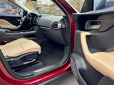 Used 2017 Jaguar F-PACE image 6