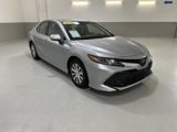Used 2018 Toyota Camry LE image 4