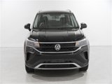 Used 2022 Volkswagen Taos SE image 2