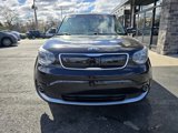 Used 2017 Kia Soul EV + image 2