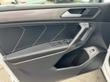 Certified 2022 Volkswagen Tiguan SE w/ Panoramic Sunroof Package image 4