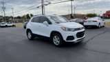 Used 2018 Chevrolet Trax LT w/ LT Convenience Package image 2