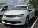 Used 2017 Chrysler Pacifica Touring w/ Tire & Wheel Group image 3