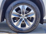 Used 2021 Toyota Highlander XLE image 4