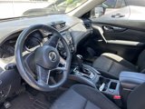 Used 2017 Nissan Rogue SV image 5