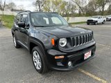 Used 2019 Jeep Renegade Latitude w/ Cold Weather Group image 4