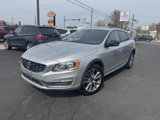 Used 2015 Volvo V60 T5 Cross Country image 2
