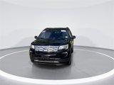 Used 2019 Ford Explorer XLT w/ Equipment Group 202A image 2