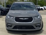 New 2025 Chrysler Pacifica Select image 2