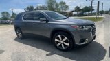 Used 2021 Chevrolet Traverse LT w/ LT Premium Package image 2