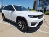 Certified 2023 Jeep Grand Cherokee Limited image 3