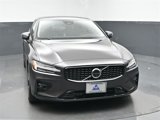 Used 2024 Volvo S60 B5 Plus image 2