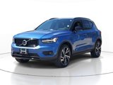 Used 2020 Volvo XC40 T5 R-Design image 2