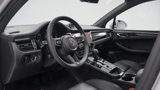 Certified 2024 Porsche Macan image 4