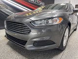 Used 2016 Ford Fusion SE image 2