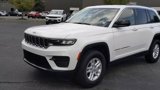 Used 2023 Jeep Grand Cherokee Laredo image 4