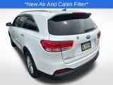 Used 2017 Kia Sorento LX image 4