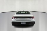 Used 2024 Hyundai Elantra SE image 4