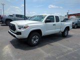Used 2021 Toyota Tacoma SR w/ SR Convenience Package image 2