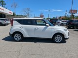 Used 2022 Kia Soul LX w/ Technology Package image 3