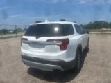 Certified 2023 GMC Acadia SLE w/ Driver Convenience Package image 3