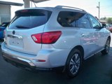 Used 2018 Nissan Pathfinder S image 3