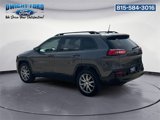 Used 2018 Jeep Cherokee Latitude image 3