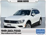 Used 2018 Volkswagen Tiguan SE w/ Panoramic Sunroof Package image 1
