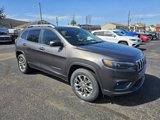 Used 2020 Jeep Cherokee Latitude Plus w/ Cold Weather Group image 3