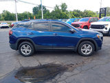 Used 2022 GMC Terrain SLE w/ Driver Convenience Package image 2