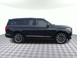 Used 2021 Lincoln Navigator Reserve image 2