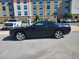 Used 2022 Dodge Challenger SXT image 2