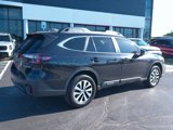 Used 2022 Subaru Outback Premium image 3