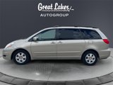 Used 2009 Toyota Sienna XLE image 2