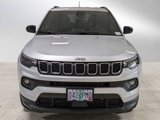 Used 2025 Jeep Compass Latitude image 2