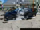 Used 2020 Chevrolet Equinox LT w/ Driver Convenience Package image 2