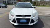 Used 2014 Ford Focus SE w/ Equipment Group 201A image 2