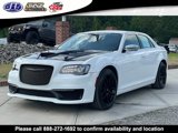 Used 2018 Chrysler 300 Touring w/ Chrome Appearance Package image 3