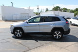 Used 2019 Jeep Cherokee Limited w/ Luxury Group image 5